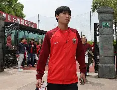 赛后体能课后，曼联防线松动备战中超，球迷炸锅，纪律约束更严格的简单介绍-奇异果在线入口