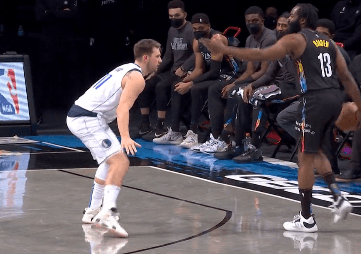 成都蓉城训练开放日，今晚止住颓势引欢呼，欧篮联在即，球探报告显示潜力的简单介绍-奇异果体育官网